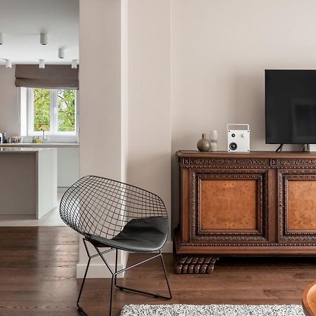 New High-End Designer 3Br Central Apt София Екстериор снимка