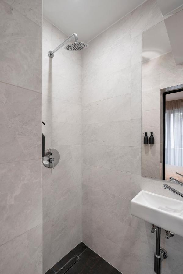 New High-End Designer 3Br Central Apt София Екстериор снимка